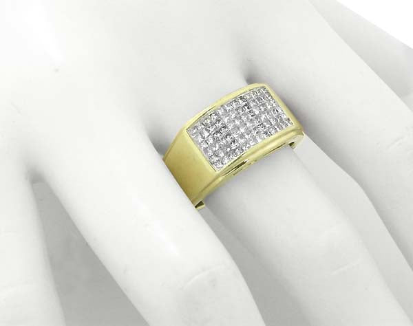 2.20ct Princess Cut Diamond 18k Yellow Gold Ring