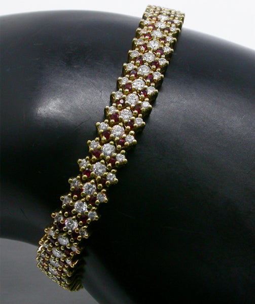 3.00ct Diamond  2.00ct Ruby Gold Bracelet