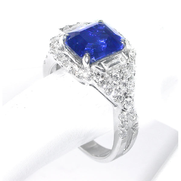 5.00ct Ceylon Sapphire 1.10ct Diamond 18k White Gold Ring
