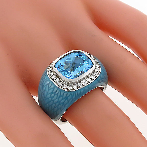 8.00ct Blue Topaz 0.80ct Diamond Enamel Gold Cocktail Ring