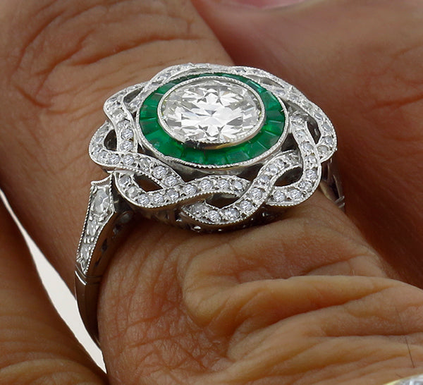 Antique  0.95ct   Diamond Emerald Engagement Ring