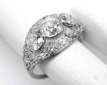 Antique  1.10ct Old Mine Diamond 18k White Gold Ring