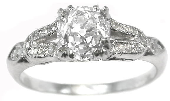 Antique   Diamond Platinum Engagement Ring