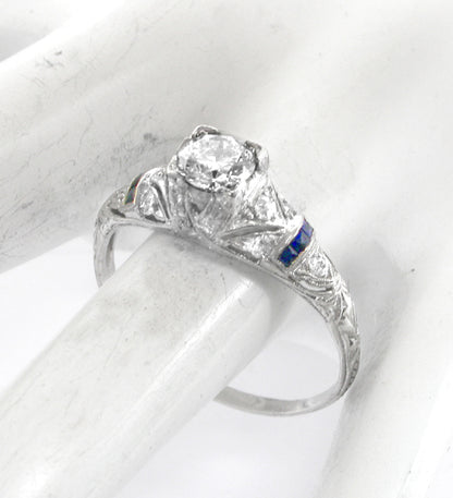 Art Deco 0.60ct Round Brilliant Diamond Saphhire Platinum Engagement Ring