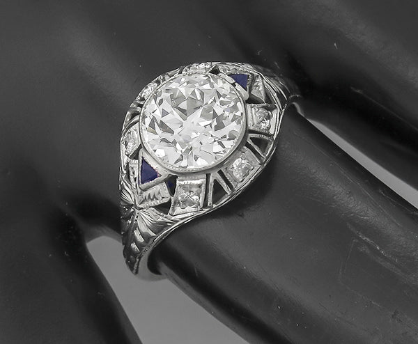 Art Deco 1.55ct Diamond Platinum Engagement Ring