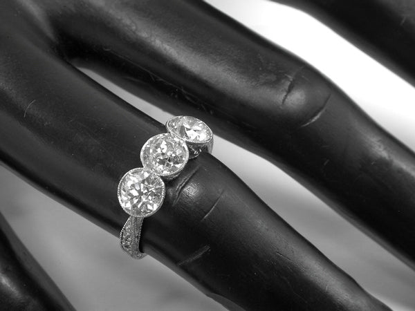Art Deco 2.10ct Diamond Platinum Ring