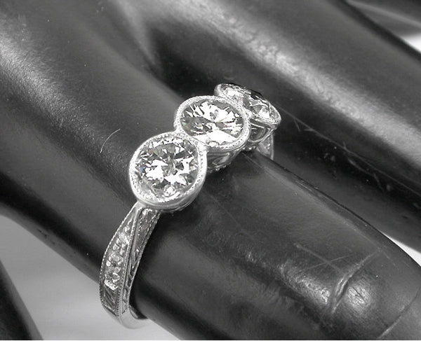 Art Deco Style  1.72ct Diamond Platinum Ring