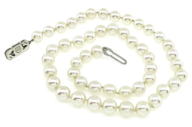 1960s Mikimoto Pearl Necklace | Israel Rose