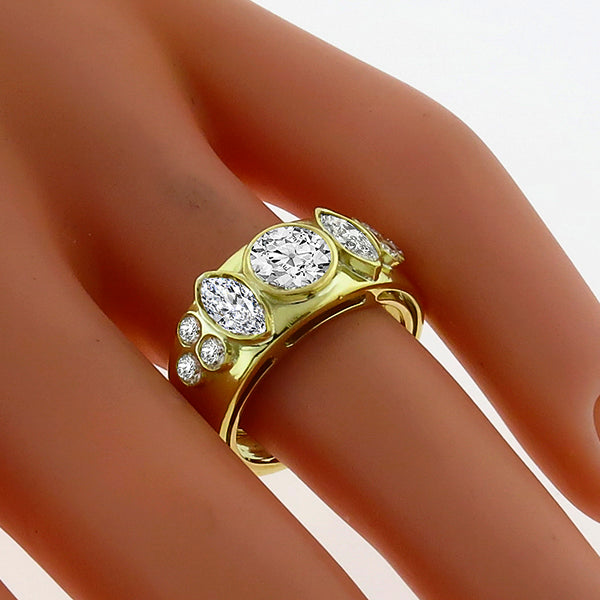 Estate 0.69ct Round Cut Center Diamond 18k Yellow Gold Ring