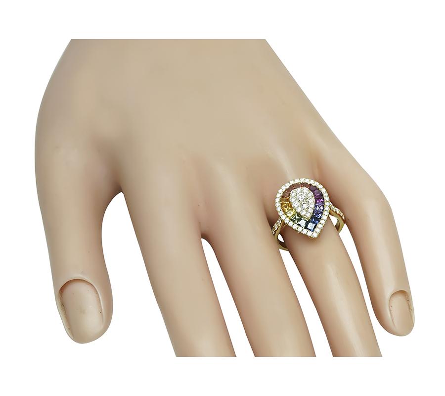 Estate multi-color sapphire diamond ring in 18K yellow gold