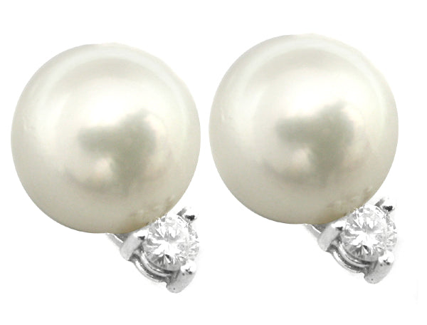 Pearl 0.15ct  Dimaond Earrings
