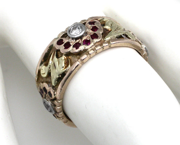 Retro Diamond Ruby 14k Gold Ring
