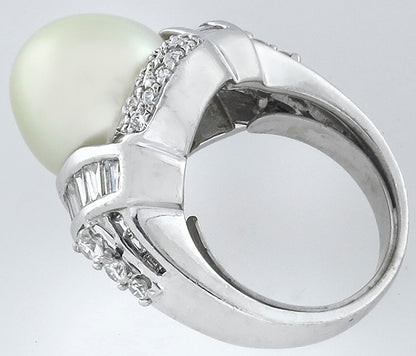 South Sea Pearl 1.00ct Diamond Ring