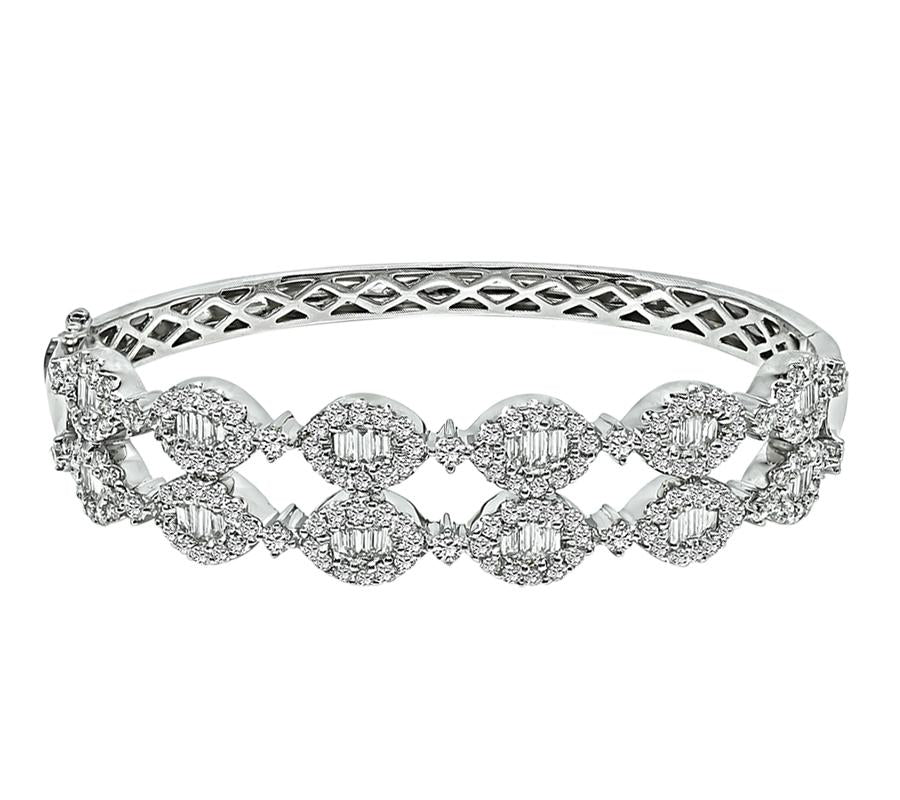 Vintage 3.50 carat diamond bangle bracelet in 18k white gold