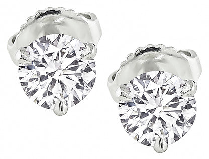 GIA Certified 1.04cttw Diamond Stud Earrings