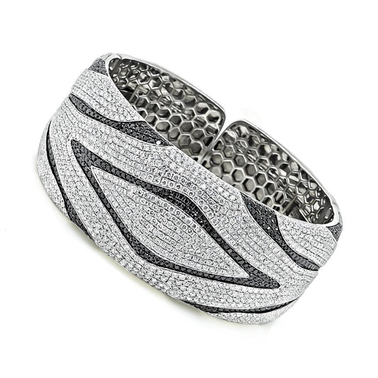 16.00ct Diamond 9.00ct Black Diamond Gold Bangle