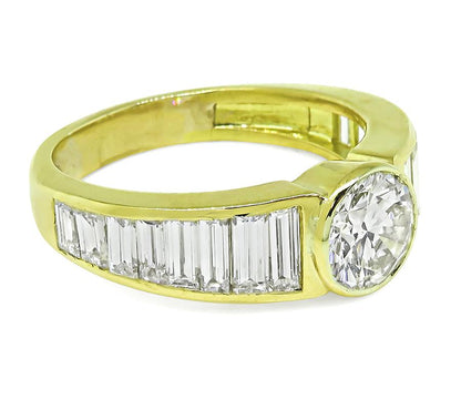 1.53ct Center Diamond 1.00ct Side Diamond Gold Ring
