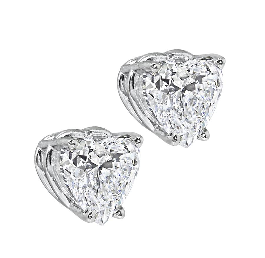 Estate GIA Certified 1.00ct and 1.01ct Diamond 14k Gold Heart Stud Earrings