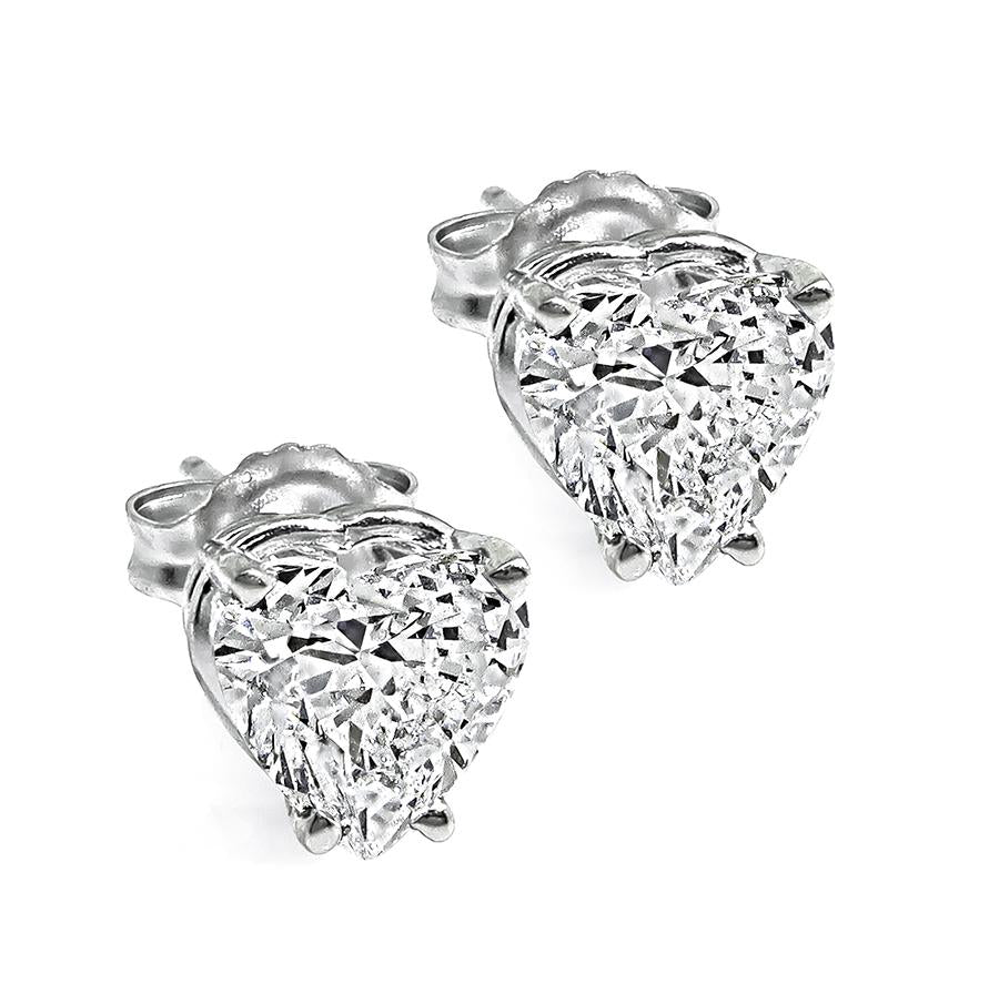 Estate GIA Certified 1.00ct and 1.01ct Diamond 14k Gold Heart Stud Earrings
