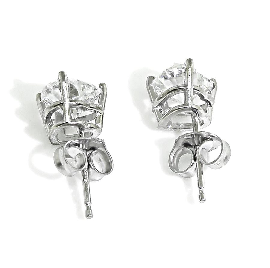 Estate GIA Certified 1.00ct and 1.01ct Diamond 14k Gold Heart Stud Earrings