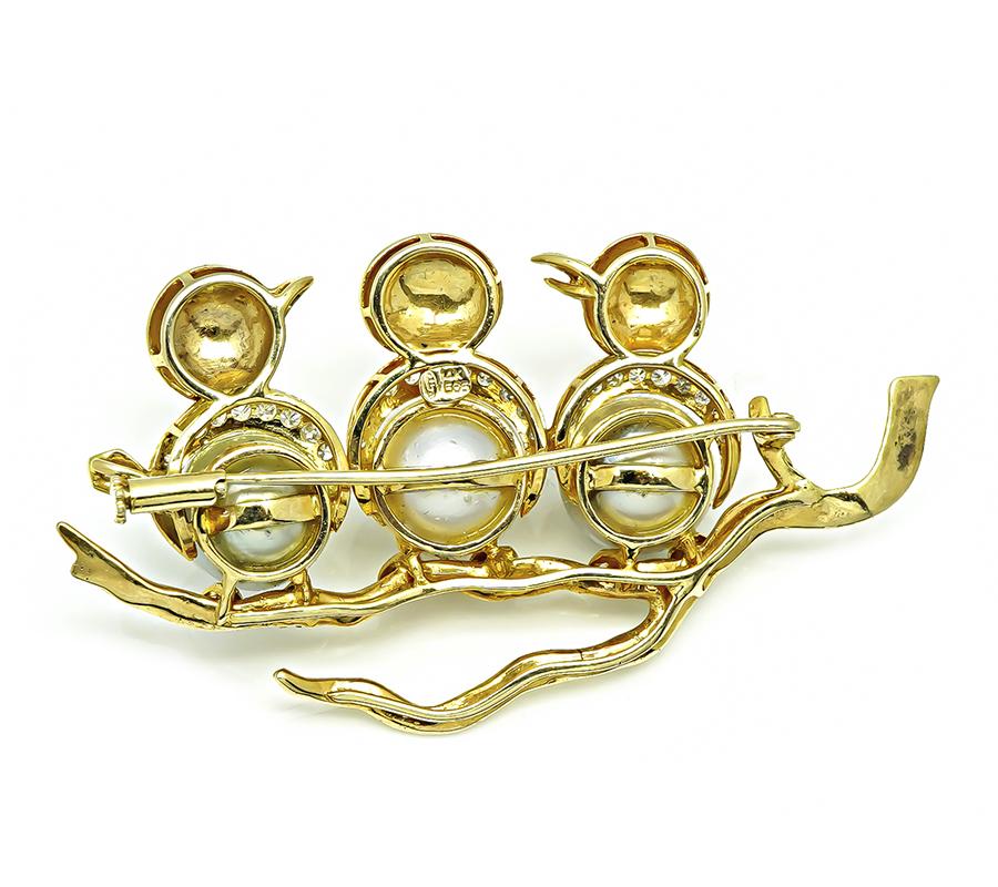 Estate South Sea Pearl 1.00ct Diamond Gold Three Little Birds Pin