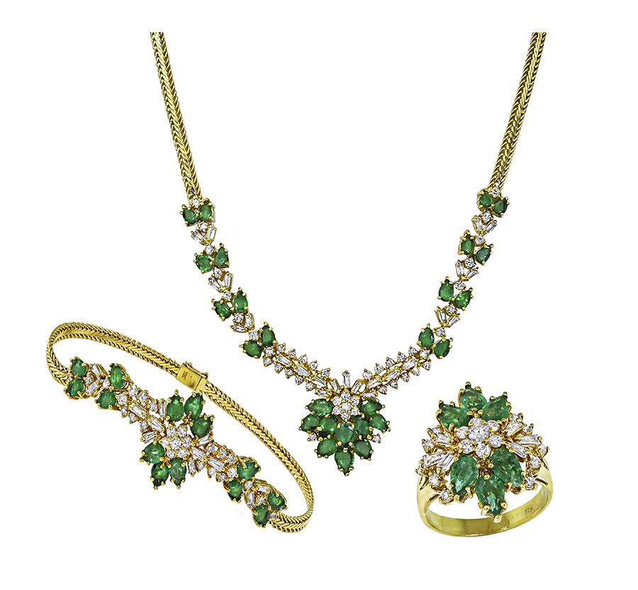 Estate 18.00ct Emerald 4.50ct Diamond 18k Gold Necklace Bracelet and Ring Set