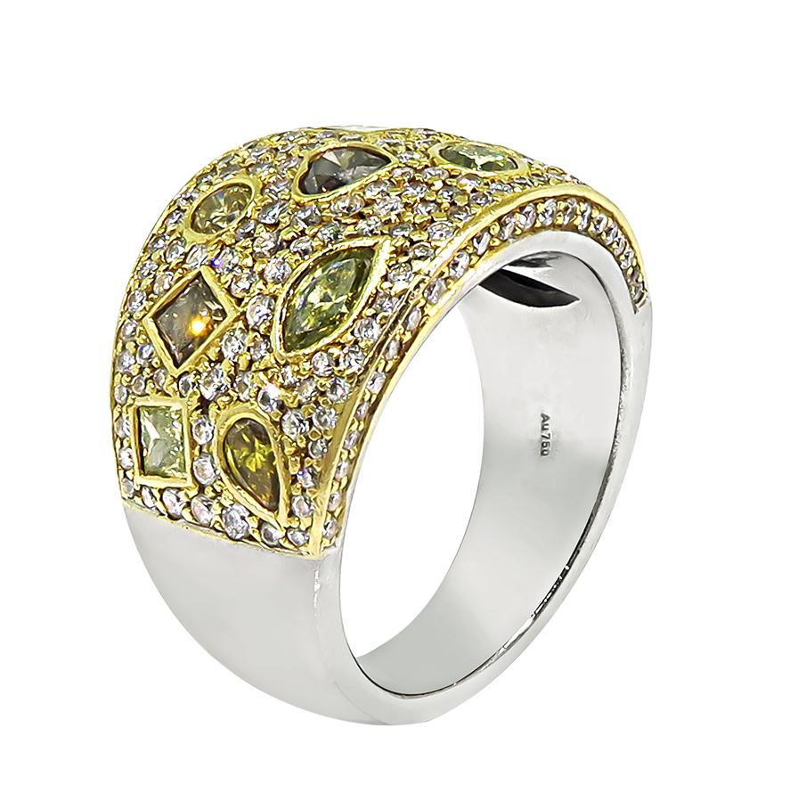 Estate 2.75ct Fancy Color Diamond 2.25ct Diamond 18k Yellow and White Gold Ring