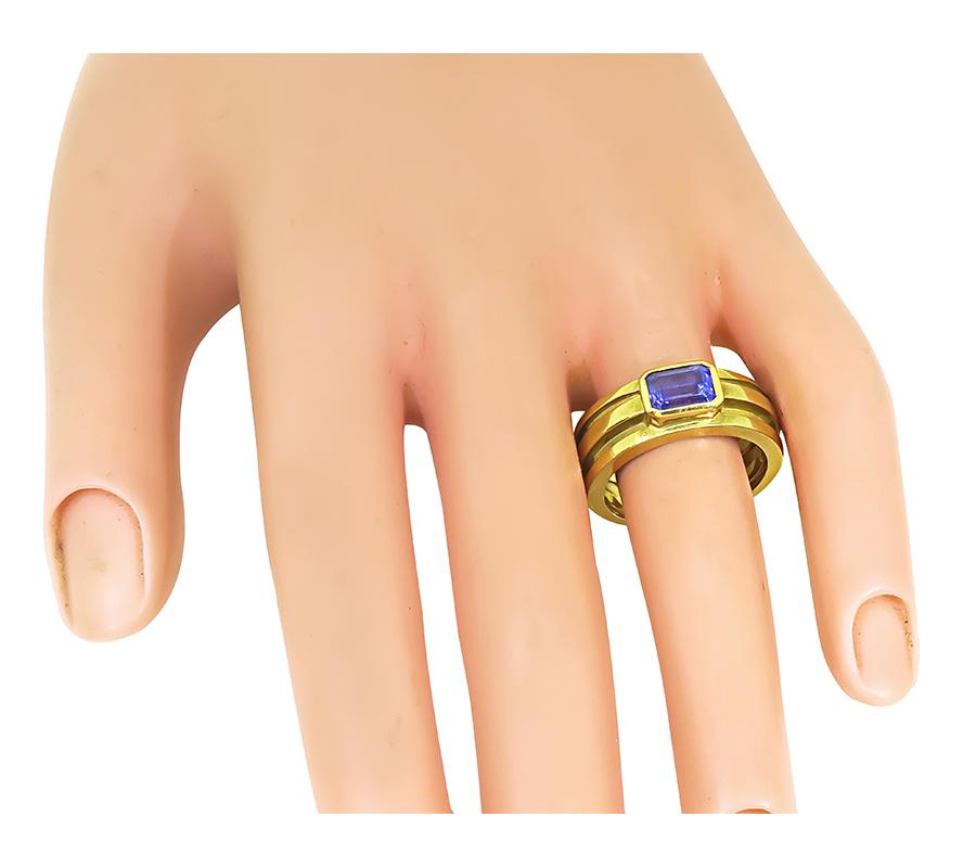 Estate Tiffany & Co 1.50ct Tanzanite 18k Yellow Gold Ring