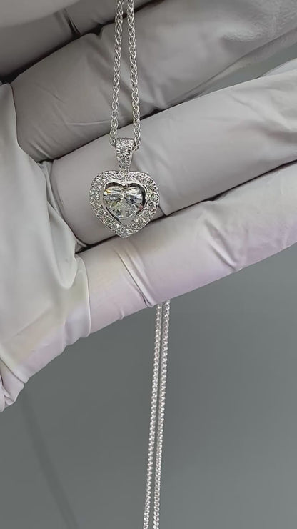 Estate 1.50cttw Diamond Platinum Heart Pendant Necklace