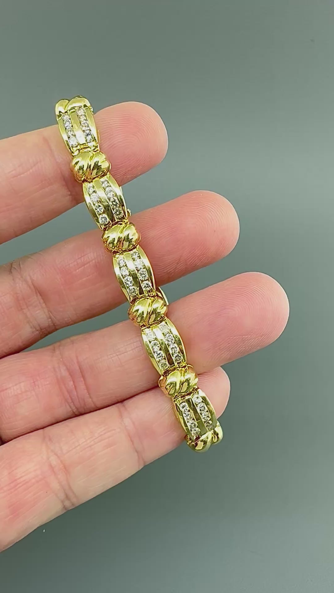 Estate 2.60ct Diamond 14k Yellow Gold Bracelet