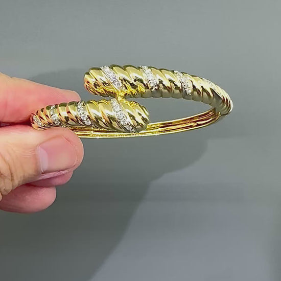Estate Diamond 18k Yellow Gold Bangle