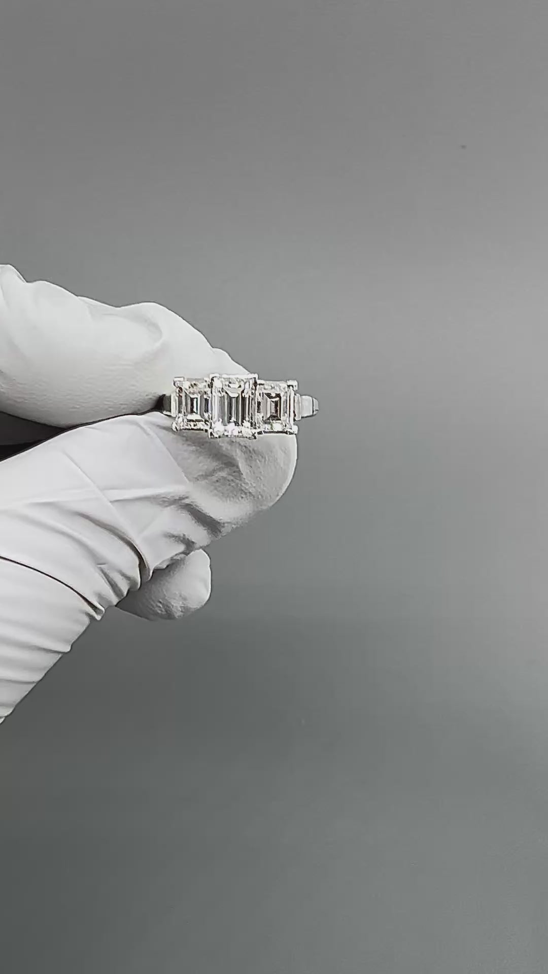 Estate 1.83ct Diamond Platinum Three Stone Ring