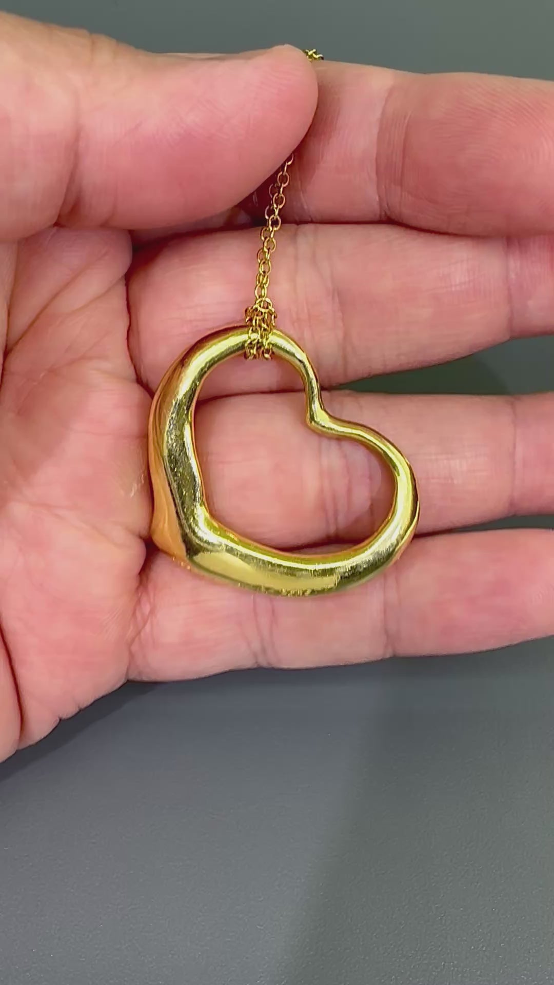 Estate Tiffany & Co. Elsa Peretti 18K Yellow Gold Open Heart Pendant Necklace