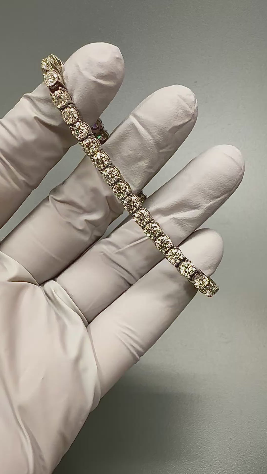 Estate 10.80ct Diamond 14k White Gold Tennis Bracelet