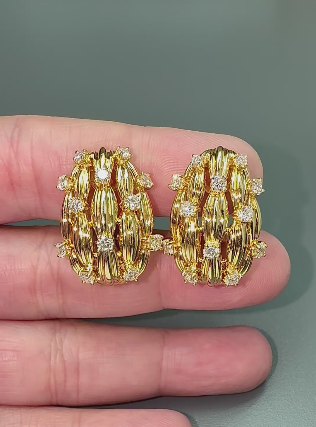 Estate Tiffany & Co 2.25ct Diamond 18k Yellow Gold Earrings