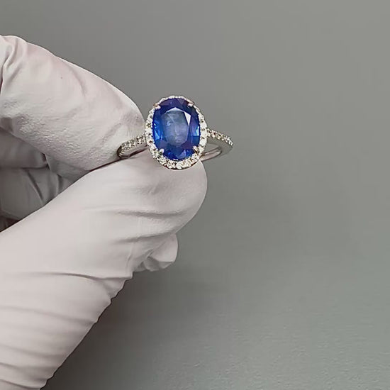 Estate 4.02ct Sapphire 0.40ct Diamond Platinum Halo Engagement Ring