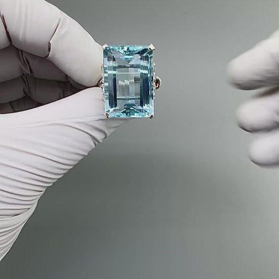Estate 26.50ct Aquamarine 0.40ct Diamond Platinum Ring