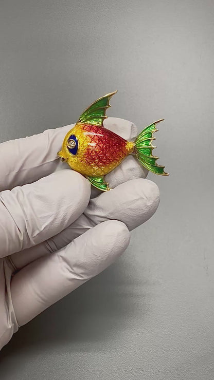 Estate Enamel 18k Yellow Gold Fish Pin