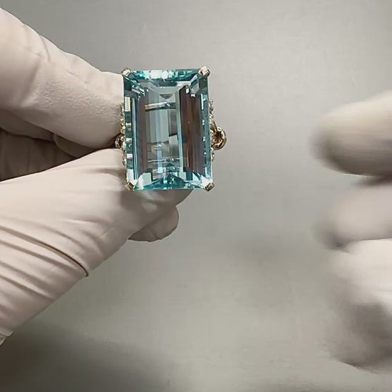 Estate 26.50ct Aquamarine 0.40ct Diamond Platinum Ring