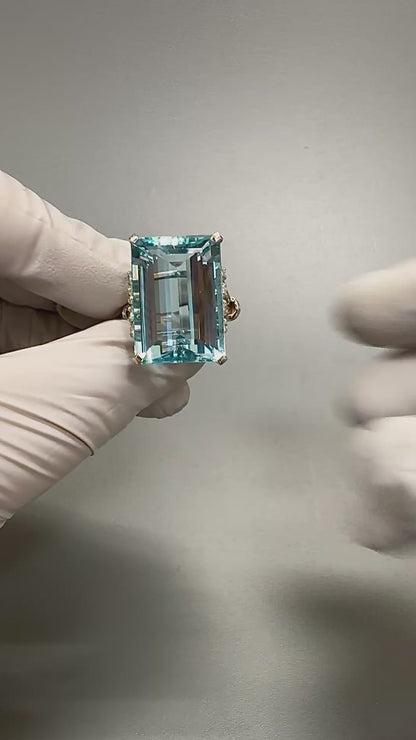 Estate 26.50ct Aquamarine 0.40ct Diamond Platinum Ring