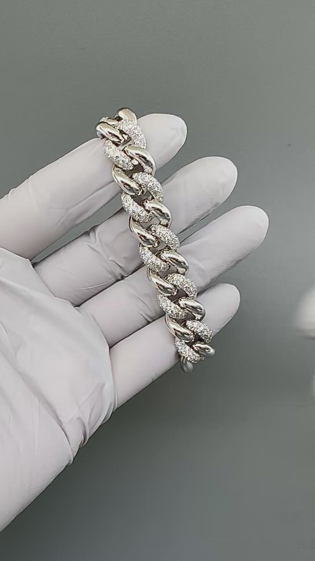 Estate 7.00ct Diamond 18k White Gold Bracelet