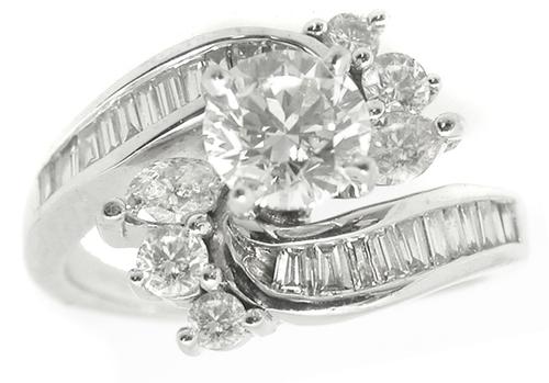 1.25ct Round Diamond 14k White Gold Cocktail  Ring