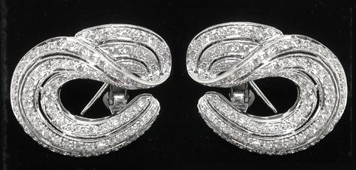 Vintage Round Cut Diamond 18k White Gold Earrings