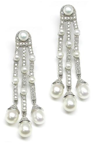 Round Cut Diamond Pearl 18k White Gold Earrings 