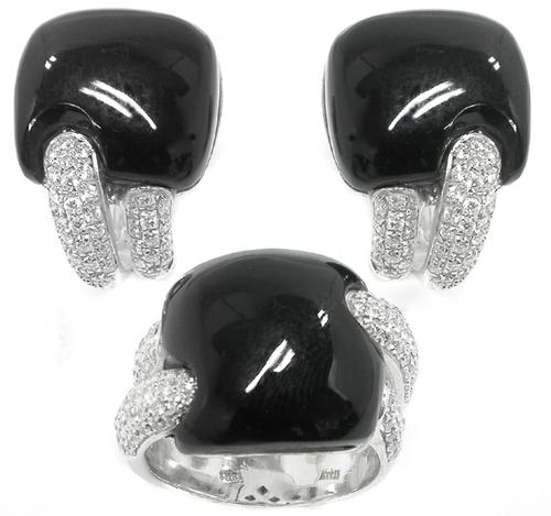 Round Cut Diamond Onyx 18k White Gold Ring and Earrings Set