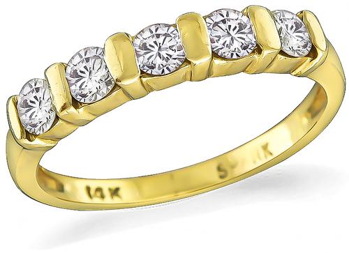 Round Cut Diamond 14k Yellow Gold Wedding Band