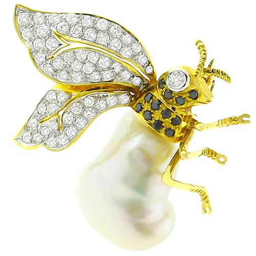 1960s 1.25ct Round Cut White Diamond  Baroque Pearl 18k Yellow Gold Queen Bee Pin