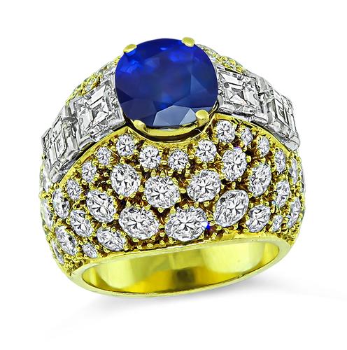 Cushion Cut Sapphire Carre and Round Cut Diamond 18k Yellow Gold Ring