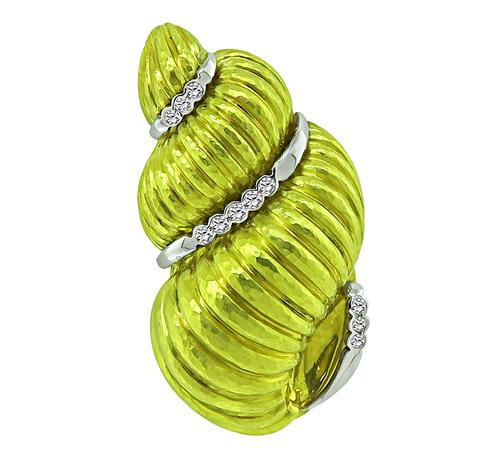 Round Cut Diamond 18k Yellow and White Gold Snail Pin