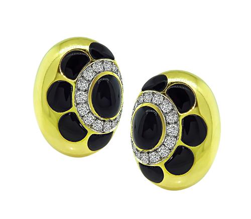 Round Cut Diamond Onyx 18k Yellow Gold Earrings